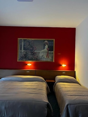 Imagen de la habitación del Hotel Rey's. Foto 2
