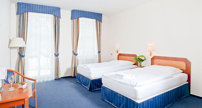 Imagen de la habitación del Hotel Reza. Foto 6