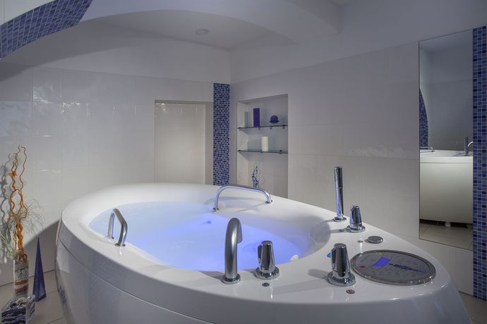 Imagen de la habitación del Hotel Reza. Foto 9