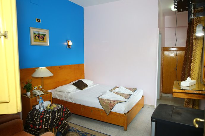 Imagen de la habitación del Hotel Rezeiky And Camp Luxor. Foto 6
