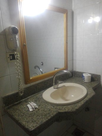 Imagen de la habitación del Hotel Rezeiky And Camp Luxor. Foto 10