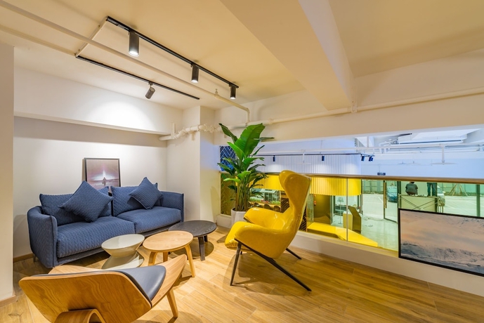 Imagen de los interiores del Hotel Rezen Sunbow. Foto 8