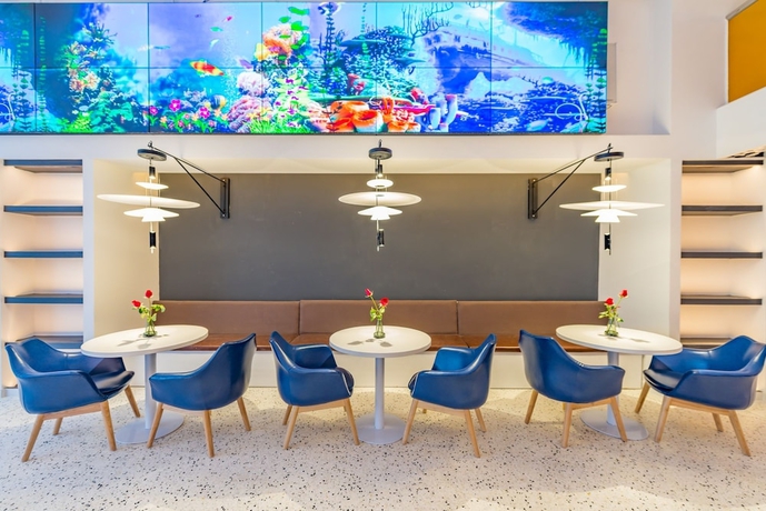 Imagen de los interiores del Hotel Rezen Sunbow. Foto 9