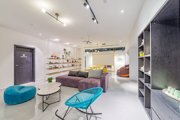 Imagen de los interiores del Hotel Rezen Sunbow. Foto 13