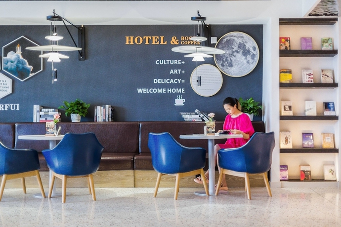 Imagen de los interiores del Hotel Rezen Sunbow. Foto 19