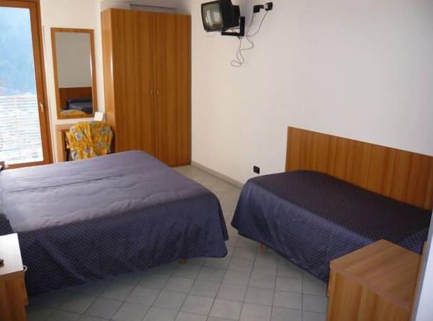 Imagen de la habitación del Hotel Rezia, Bolladore. Foto 2