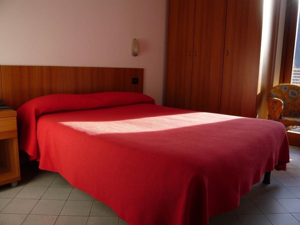 Imagen de la habitación del Hotel Rezia, Bolladore. Foto 11