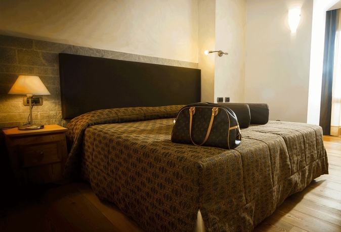 Imagen de la habitación del Hotel Rezia. Foto 5