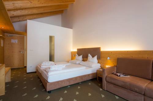 Imagen de la habitación del Hotel Rezia, Villa N&ouml;ia. Foto 8