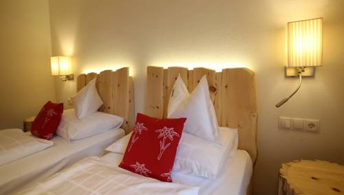 Imagen de la habitación del Hotel Rezia, Villa N&ouml;ia. Foto 15