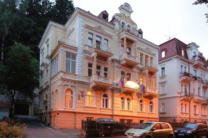 Imagen de los exteriores del Hotel Rezidence Villa Gloria. Foto 14