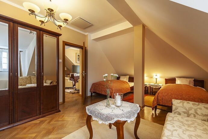 Imagen de la habitación del Hotel Rezydencja Dw&oacute;r Polski. Foto 18