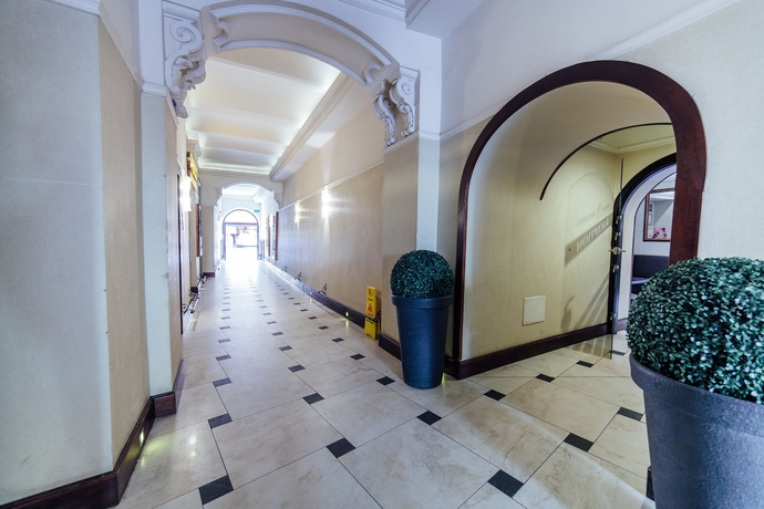 Imagen de los interiores del Hotel Rezydent. Foto 12