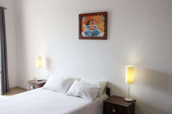 Imagen de la habitación del Hotel Rezz Aparthotel. Foto 3