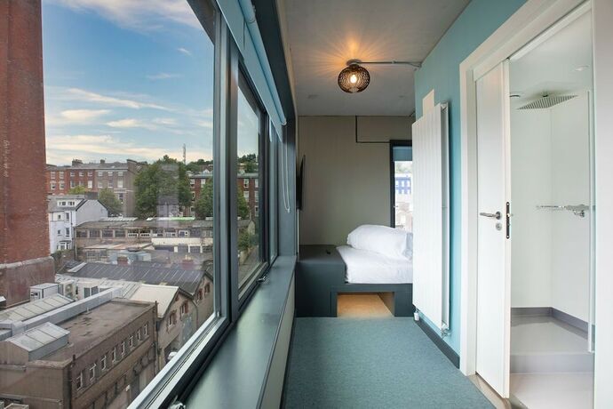 Imagen de la habitación del Hotel Rezz Cork. Foto 16
