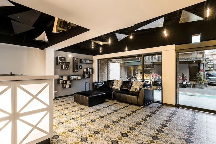 Imagen de los interiores del Hotel Rf Linsen. Foto 18