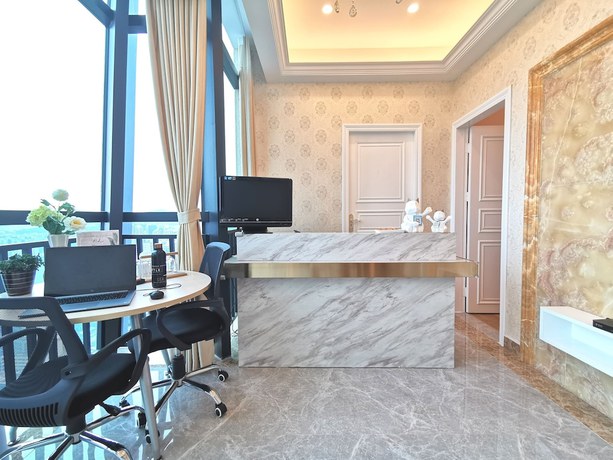 Imagen de los interiores del Hotel R.h. Foto 19