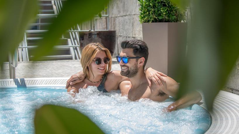 Imagen de la piscina del Hotel Rh Royal- Adults Only. Foto 17