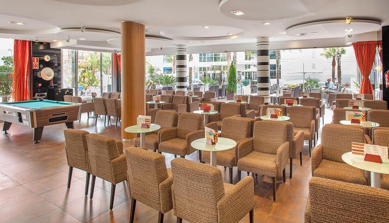 Imagen del bar/restaurante del Hotel Rh Royal- Adults Only. Foto 4