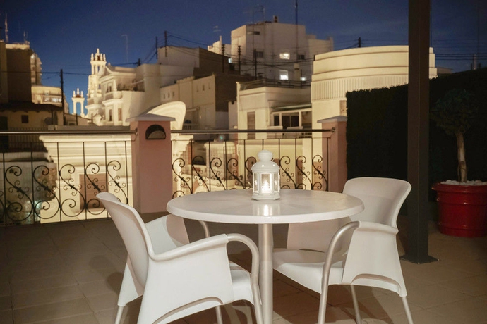 Imagen de la habitación del Hotel Rh Sorolla Centro. Foto 13