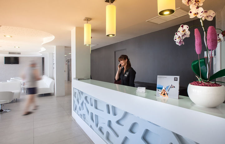 Imagen de los interiores del Hotel Rh Vinaros Aura. Foto 7