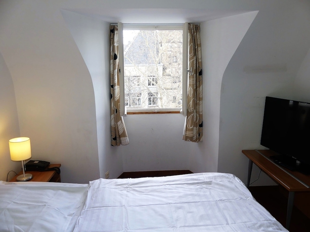 Imagen de la habitación del Hotel Rhein-Hotel St.Martin. Foto 3