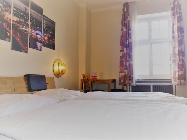 Imagen de la habitación del Hotel Rhein-Hotel St.Martin. Foto 11