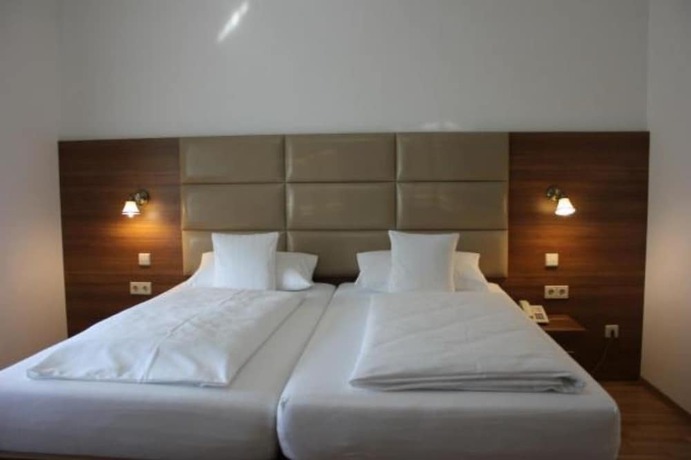 Imagen de la habitación del Hotel Rheinbr&uuml;cke. Foto 4