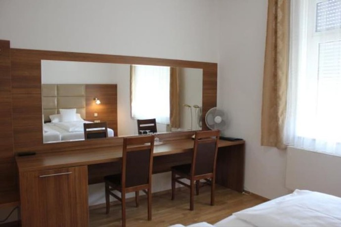 Imagen de la habitación del Hotel Rheinbr&uuml;cke. Foto 11