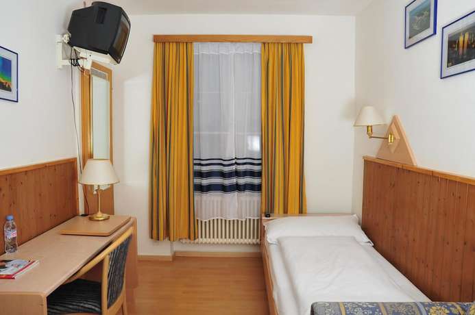 Imagen de la habitación del Hotel Rheinfall. Foto 6