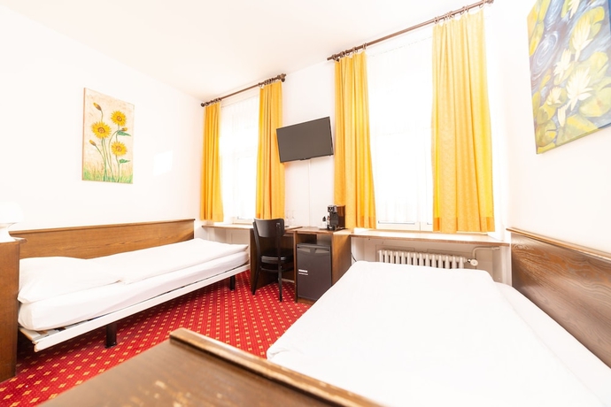 Imagen de la habitación del Hotel Rheinfelderhof. Foto 7