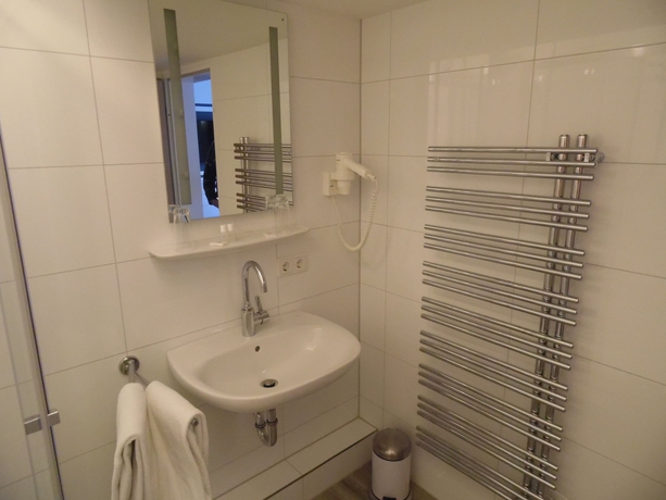 Imagen de la habitación del Hotel Rheingoldhotel Düsseldorf. Foto 4