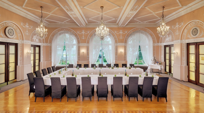 Imagen de los interiores del Hotel Rheinhotel Dreesen. Foto 12