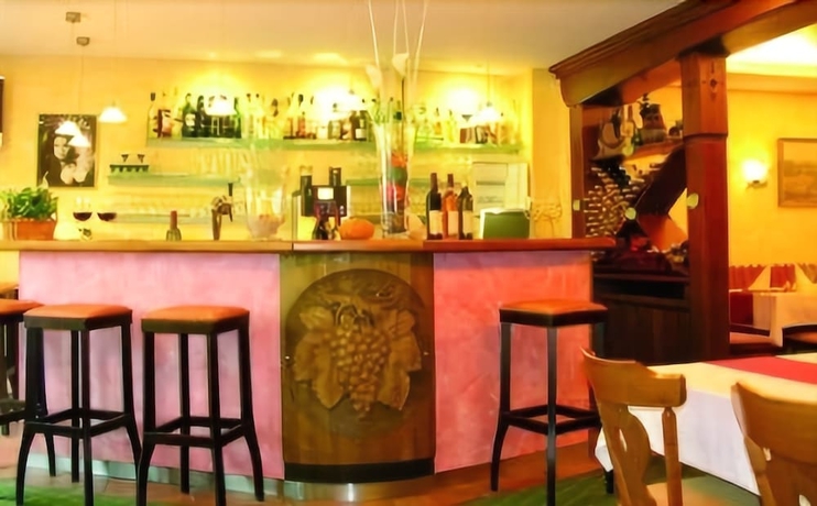 Imagen del bar/restaurante del Hotel Rheinhotel R&uuml;desheim. Foto 3