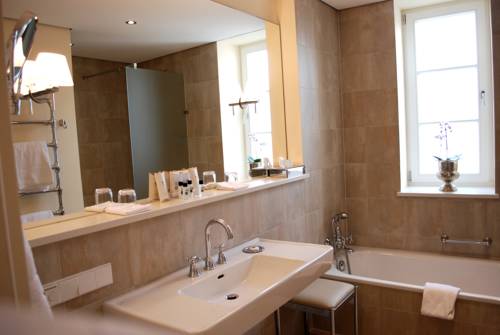 Imagen de la habitación del Hotel Rheinhotel Schulz. Foto 8