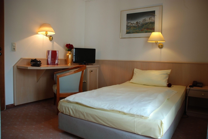 Imagen de la habitación del Hotel Rheinischer Hof, Bad Soden. Foto 4