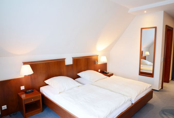 Imagen de la habitación del Hotel Rheinischer Hof, Dinklage. Foto 18