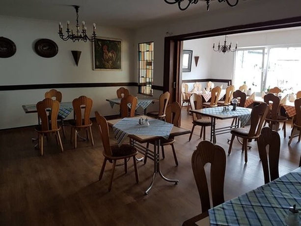 Imagen del bar/restaurante del Hotel Rheinischer Hof Leverkusen. Foto 2