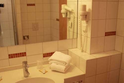 Imagen de la habitación del Hotel Rhein-ruhr. Foto 13