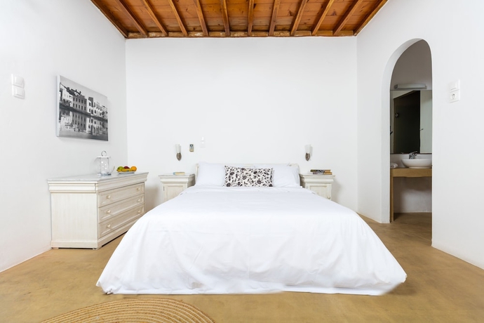 Imagen de la habitación del Hotel Rhenia Mykonos. Foto 3