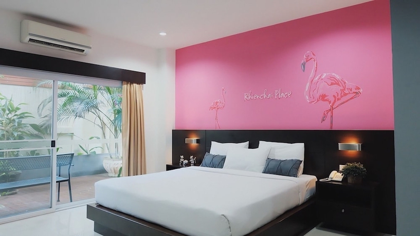 Imagen de la habitación del Hotel Rhienchai Place. Foto 3