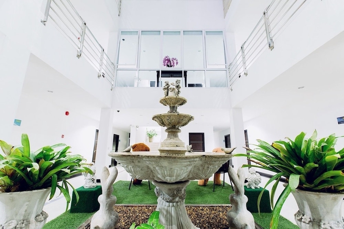 Imagen de los interiores del Hotel Rhienchai Place. Foto 19