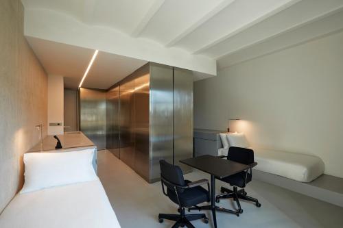 Imagen de la habitación del Hotel Rhinoceros. Foto 8