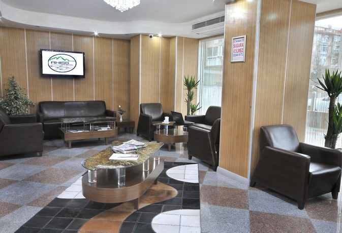 Imagen de los interiores del Hotel Rhiss Bostanci. Foto 17