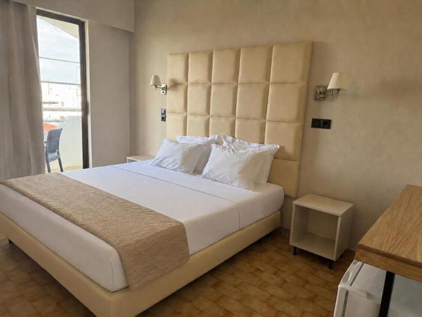 Imagen de la habitación del Hotel Rhodea Mar. Foto 8
