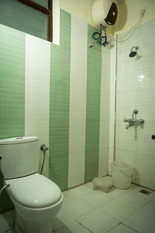 Imagen de la habitación del Hotel Rhodo Inn. Foto 7