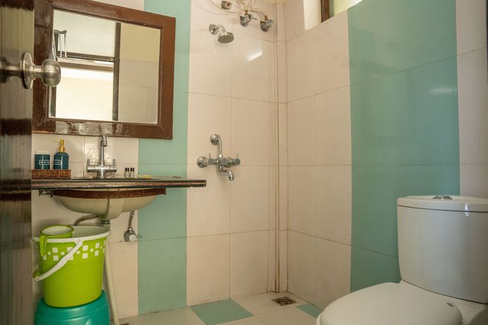 Imagen de la habitación del Hotel Rhodo Inn. Foto 17
