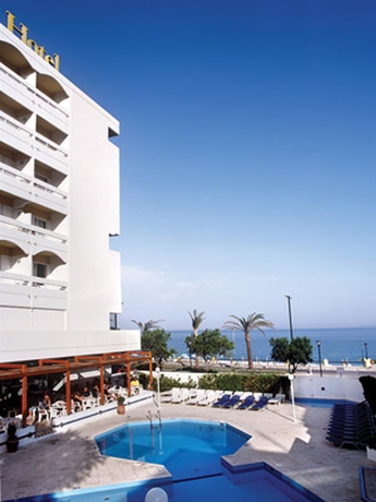 Imagen general del Hotel Rhodos Beach. Foto 2