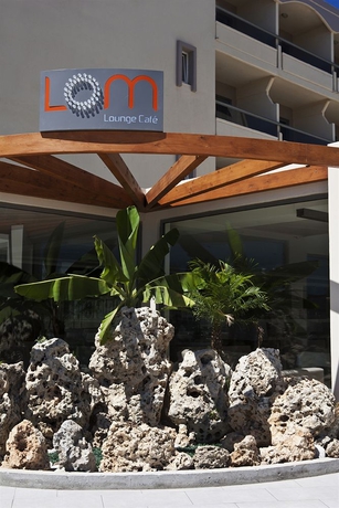 Imagen de los exteriores del Hotel Rhodos Horizon Marina - Adults Only. Foto 13