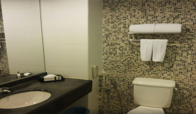 Imagen de la habitación del Hotel Rhr @ Uniten. Foto 8